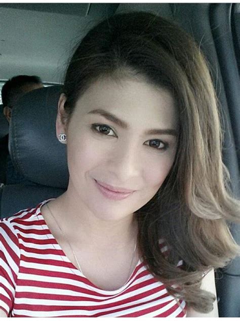 IN PHOTOS: Ang mga babae sa buhay ni Willie Revillame.